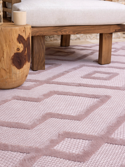 Splendor Pink Geometric Living Room Rug
