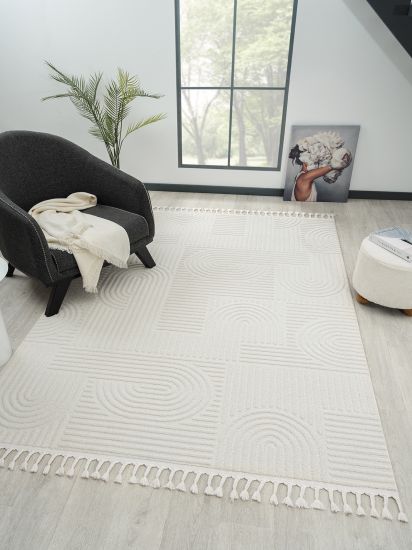 Allure Cream Geometric Bedroom Rug
