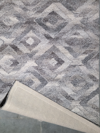 Tufted32 Charcoal Cream Abstract Geometric Living Room Rug