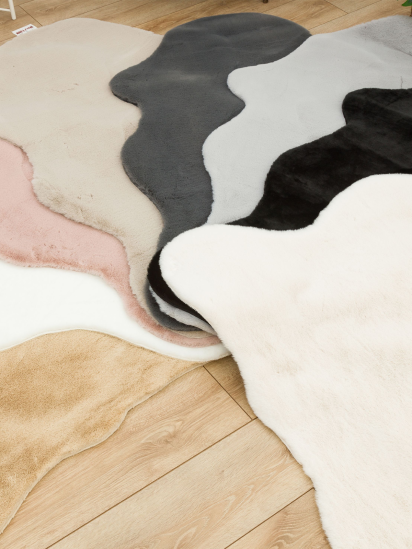 Milena Modern White Hides & Skins Rug