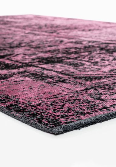 Enchantres Pink & Black Vintage Living Room Rug
