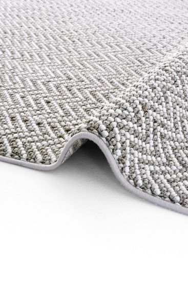 Olinda85 Grey Cream Modern Chevron Indoor Rug