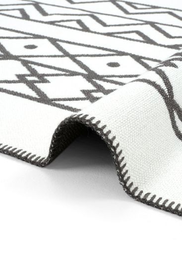 Lovely85 Cream Grey Aztec Scandi Bedroom Rug