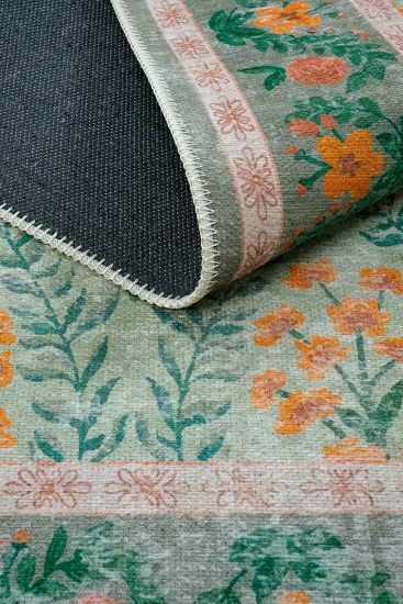 Daisy85 Multicolour Oriental Bordered Bedroom Rug