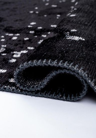 Black & Grey Abstract Tundra Area Rug