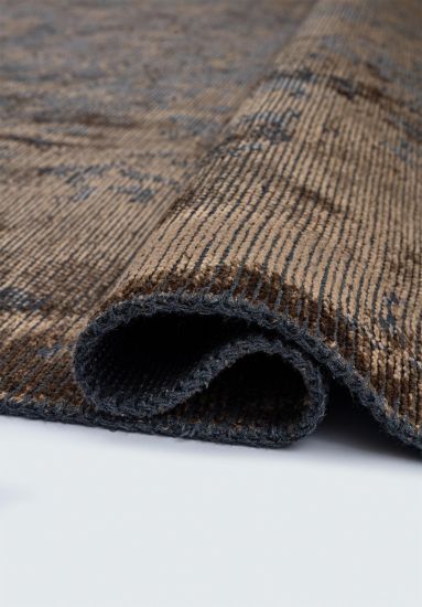 Brown Distressed Tor Area Rug