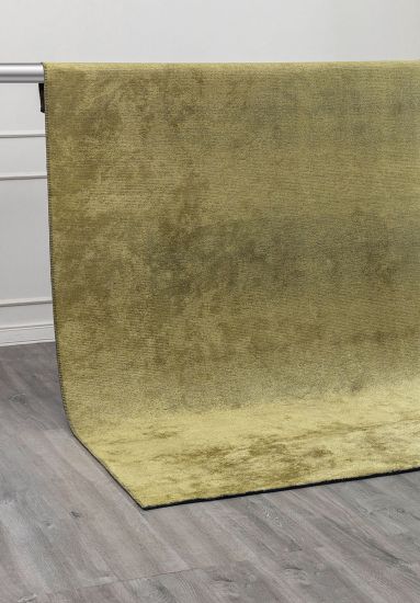 Aubusson Green Plain Bedroom Rug