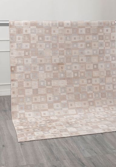 Wishpering Beige Geometric Living Room Rug