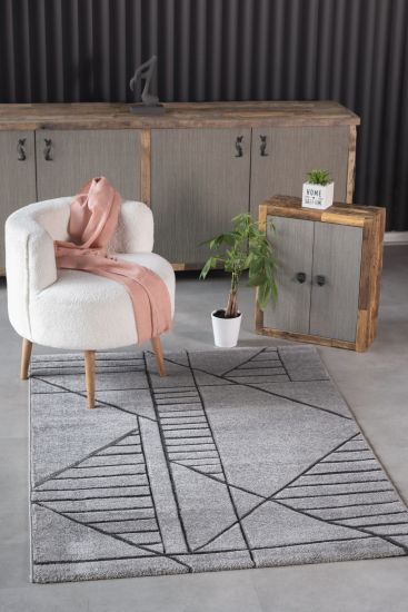 OpulentStrands Geometric Rug
