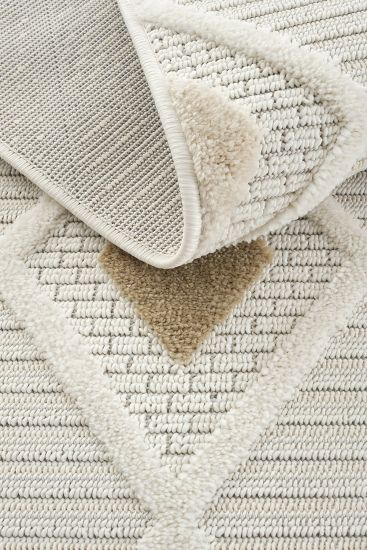 Arpeton Geometric Cream Area Rug