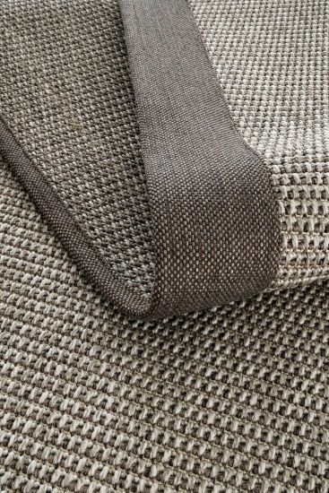 Sipatal Grey & Cream Plain Area Rug