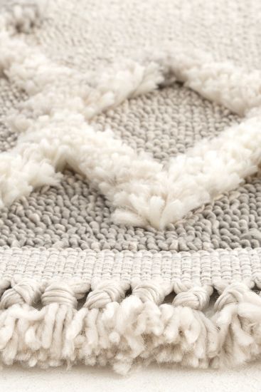 Saptrika Beige Cream Modern Patterned Bedroom Rug