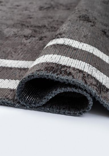 Hearthstone Grey Bordered Living Room Rug