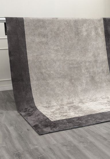Sparkling Cream & Grey Bordered Living Room Rug