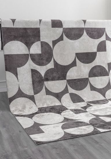 Finesse Grey Geometric Indoor Outdoor Rug