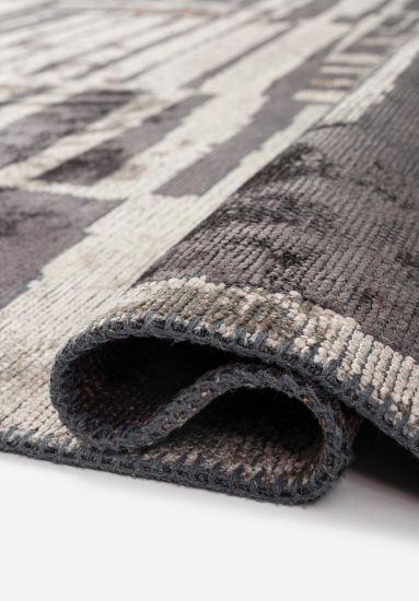 Feeble Grey Geometric Living Room Rug