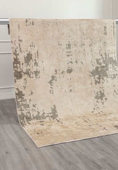 Abstract Grey Enchant Living Room Rug