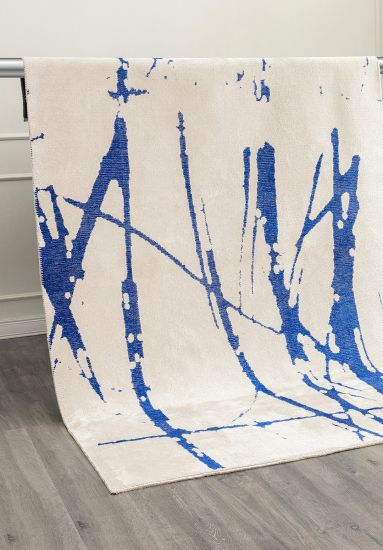 Soulful Cream & Blue Abstract Bedroom Rug