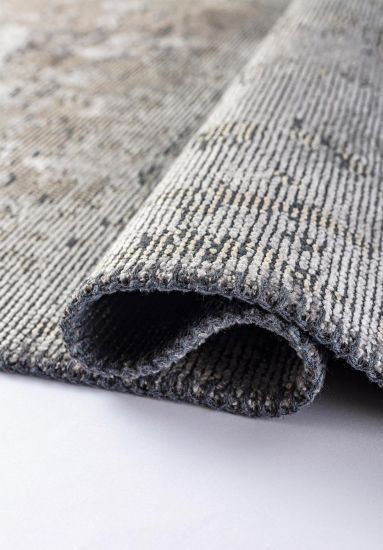 Exemplary Grey & Beige Abstract Modern Area Rug