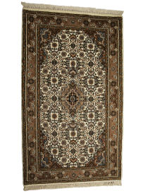Traditional Beige Authentic Persian & Oriental Hand-Knotted Rug