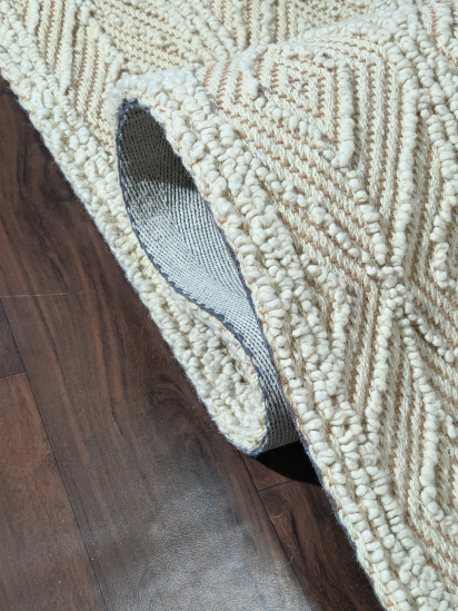 Tufted32 Cream Trellis Indoor Rug