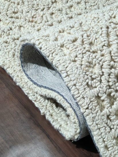 Tufted32 Cream Modern Aztec Indoor Rug