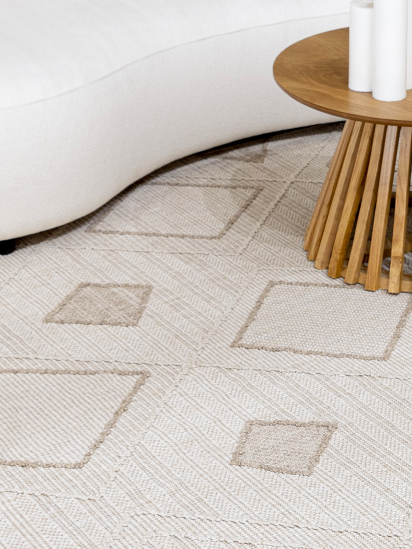 Albae Brown Modern Geometric Bedroom Rug
