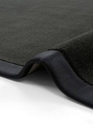 Bounty85 Black Bordered Plain Bedroom Rug