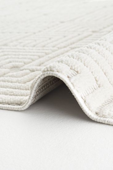 Stoptral Cream Patterned Bedroom Rug