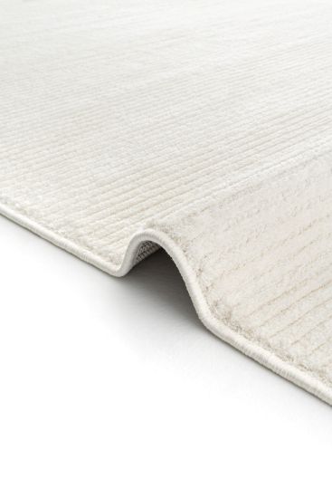 Vetpina White Modern Plain Bedroom Rug