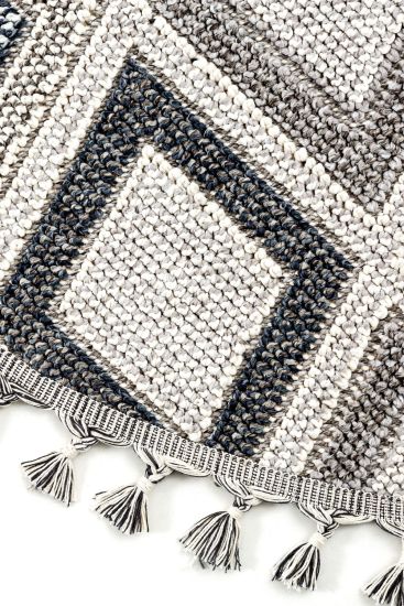 Breptis Grey Cream Modern Geometric Bedroom Rug