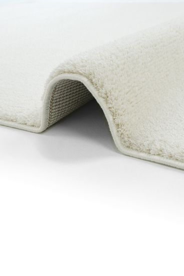 Puffy85 White Modern Plain Bedroom Rug