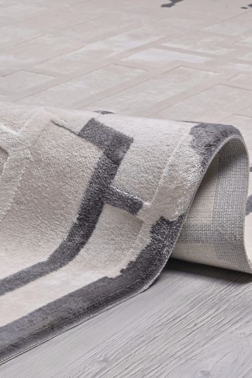 Delora Beige Geometric Runner Rug