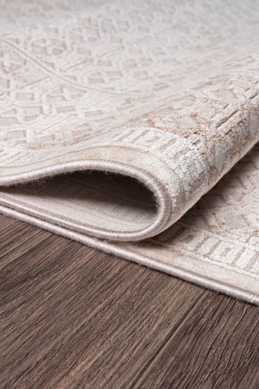 Gravitas Cream Bordered Trellis Rug