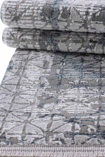 Leto Grey Distressed Geometric Rug