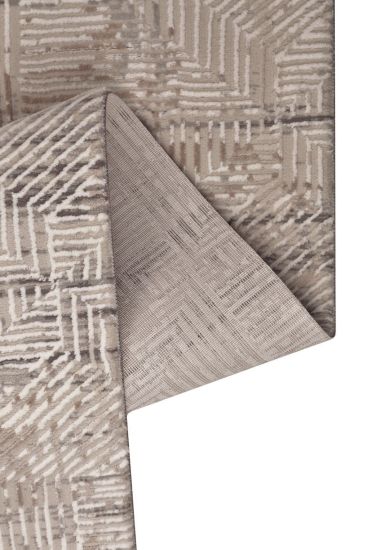 Leto Cream Distressed Trellis Runner Rug