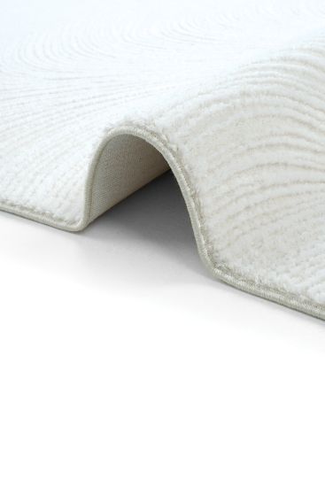 Arezzo85 White Patterned Bedroom Rug