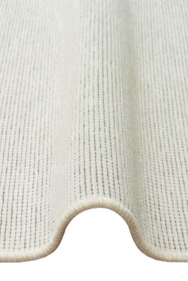 Azelia85 Cream Plain Area Rug
