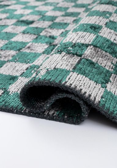 Cennfaen Green & Grey Geometric Area Rug