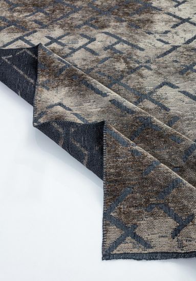 Jubilant Cream Geometric Living Room Rug