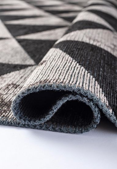 Dazzle Black & Grey Abstract Outdoor Rug