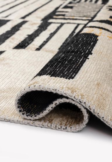 Feeble Cream Black Geometric Bedroom Rug