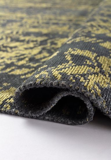 Green & Black Saffron Abstract Dining Room Rug