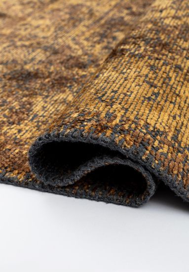 Enchantres Grey & Yellow Vintage Living Room Rug