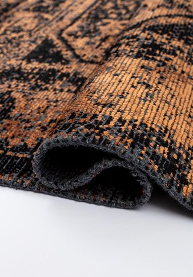 Enchantres Grey & Black Vintage Living Room Rug