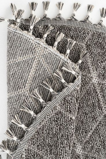 Breptis Grey Geometric Area Rug