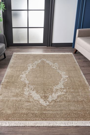 Galleria Brown Distressed Persian Bedroom Rug