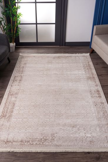 Gravitas Cream Bordered Trellis Rug
