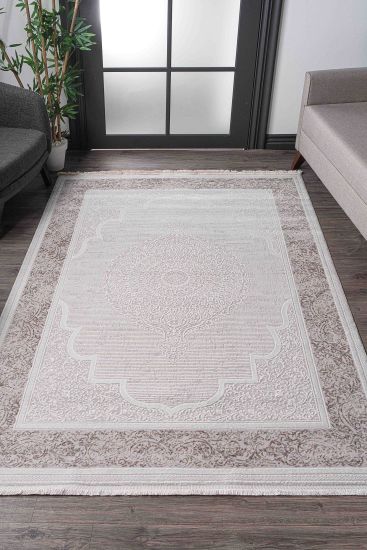 Nostalgia Cream Beige Persian Rug