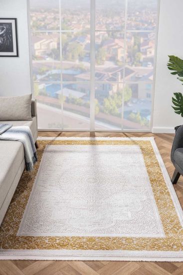 Nostalgia Cream Gold Persian Rug